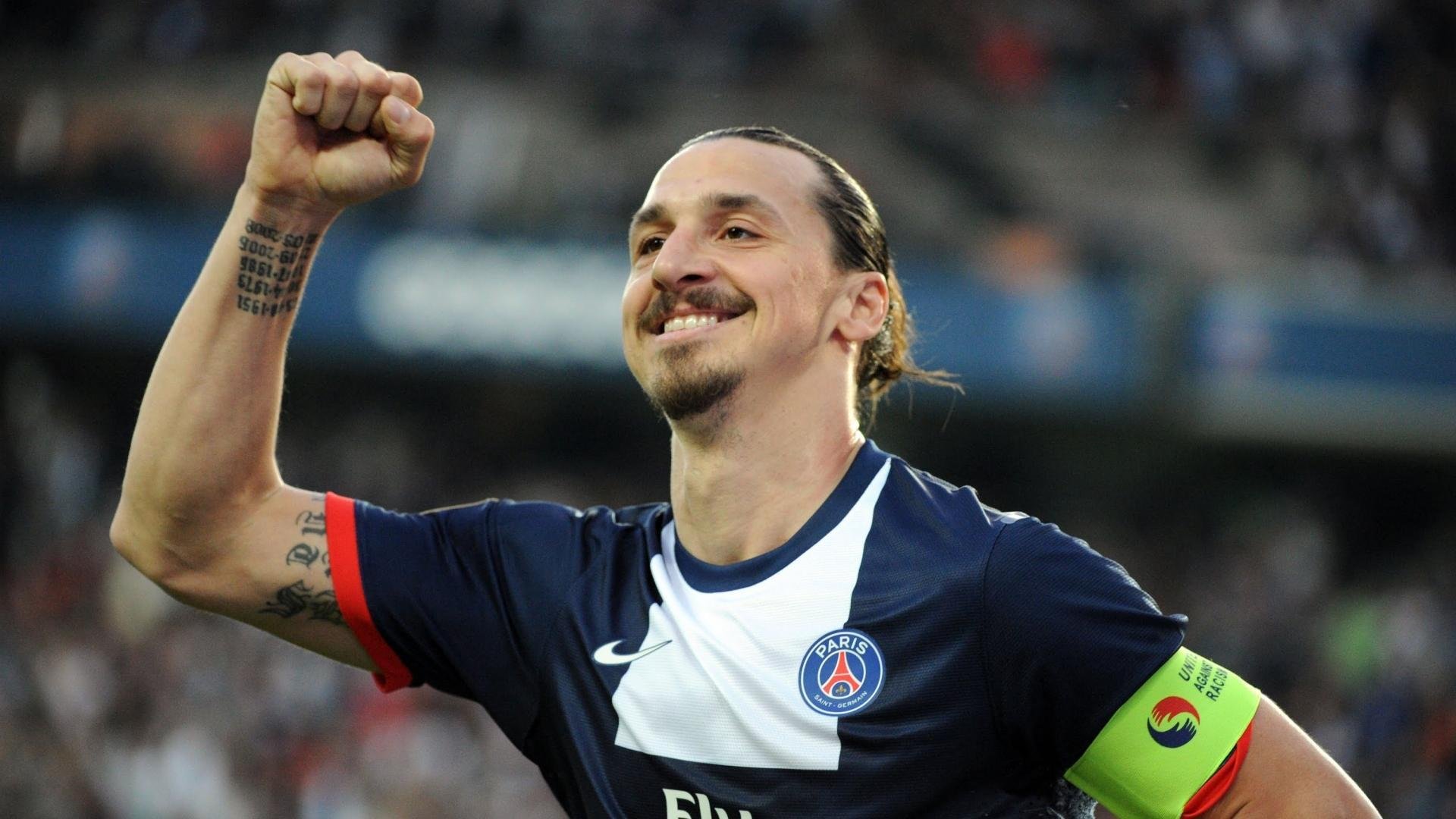 “危机中的救援：赛场背后的人性光辉”，危机救援终极战