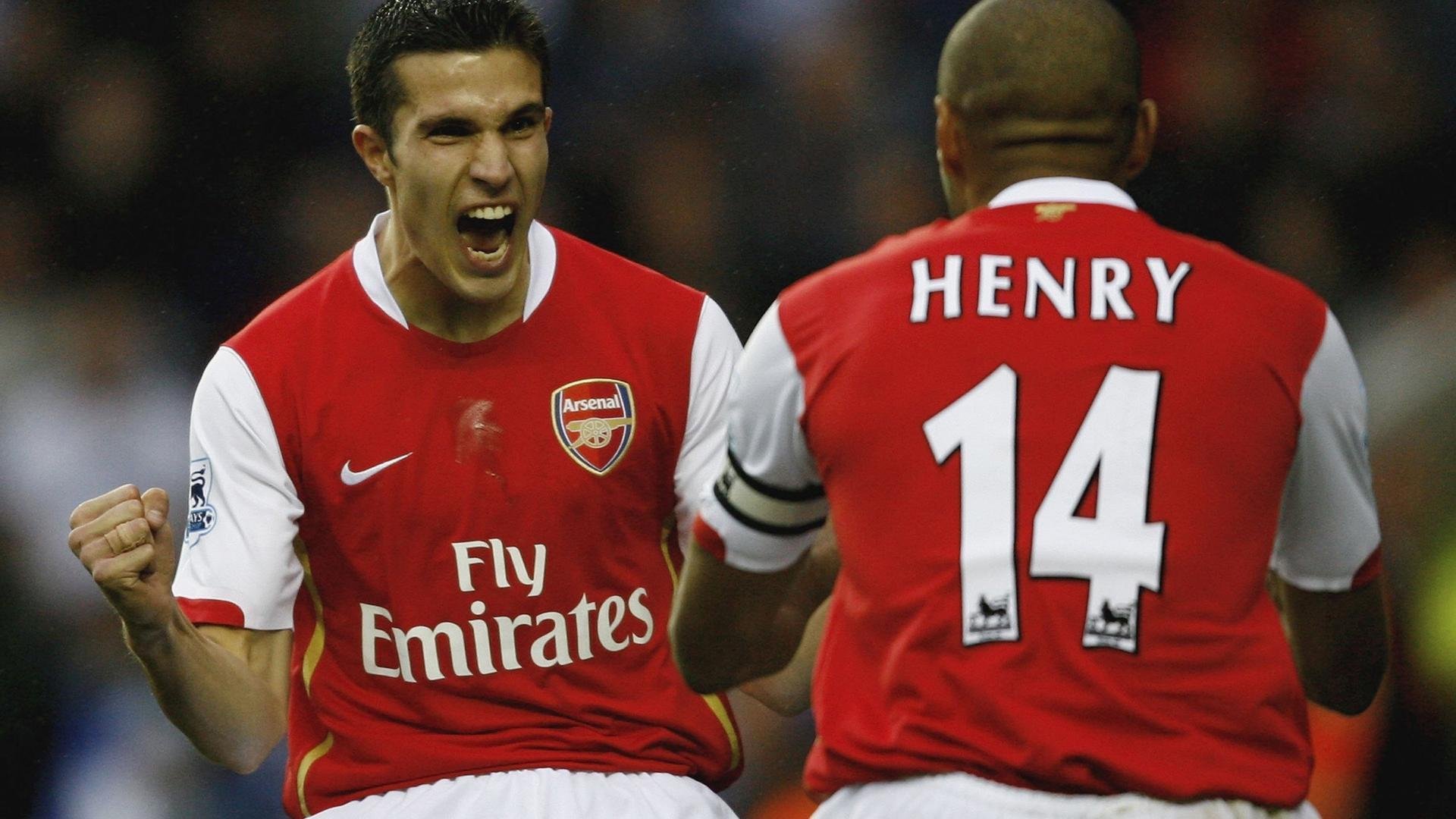 “意甲劲敌鏖战，冠军悬念持续升温”，意甲冠军来群里看看