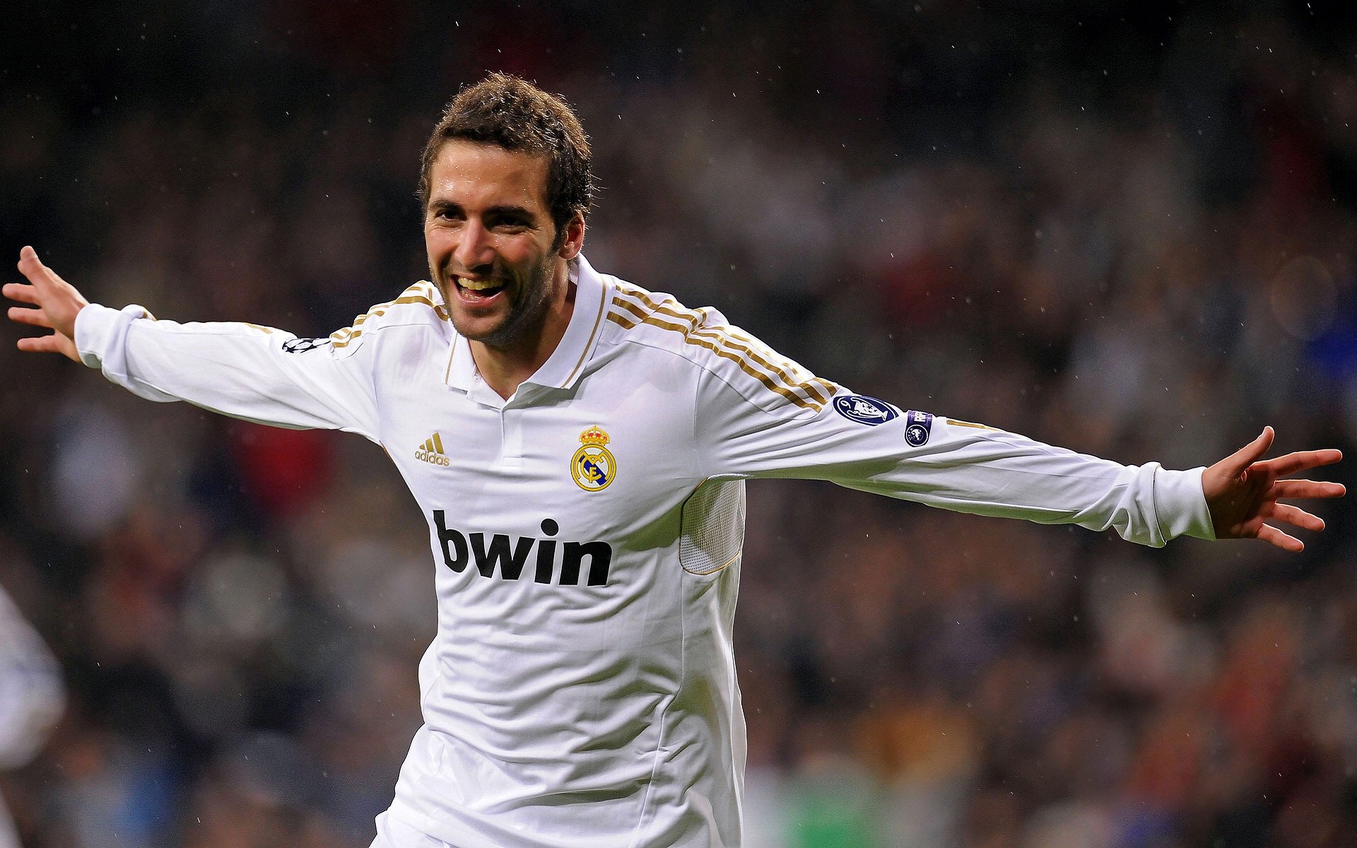 德甲：多特客场2-1逆转，追赶拜仁压力日益剧增，德超杯多特对拜仁